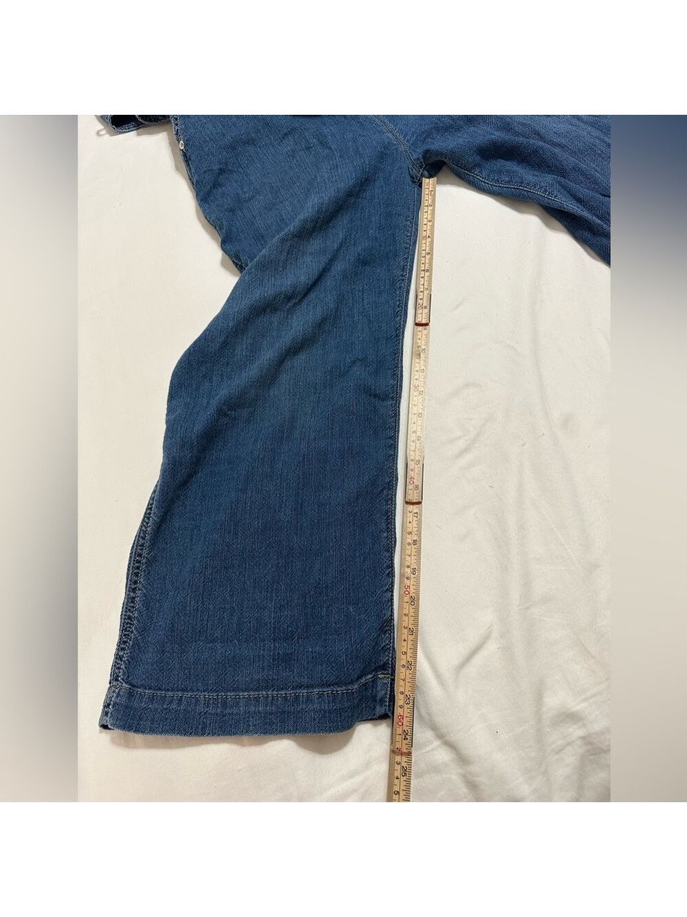 FREE PEOPLE SOFT BLUE DENIM OVERALLS ZIP FRONT SNAP CLOSURE WIDE LEG SIZE MEDIUM - Picture 9 of 14